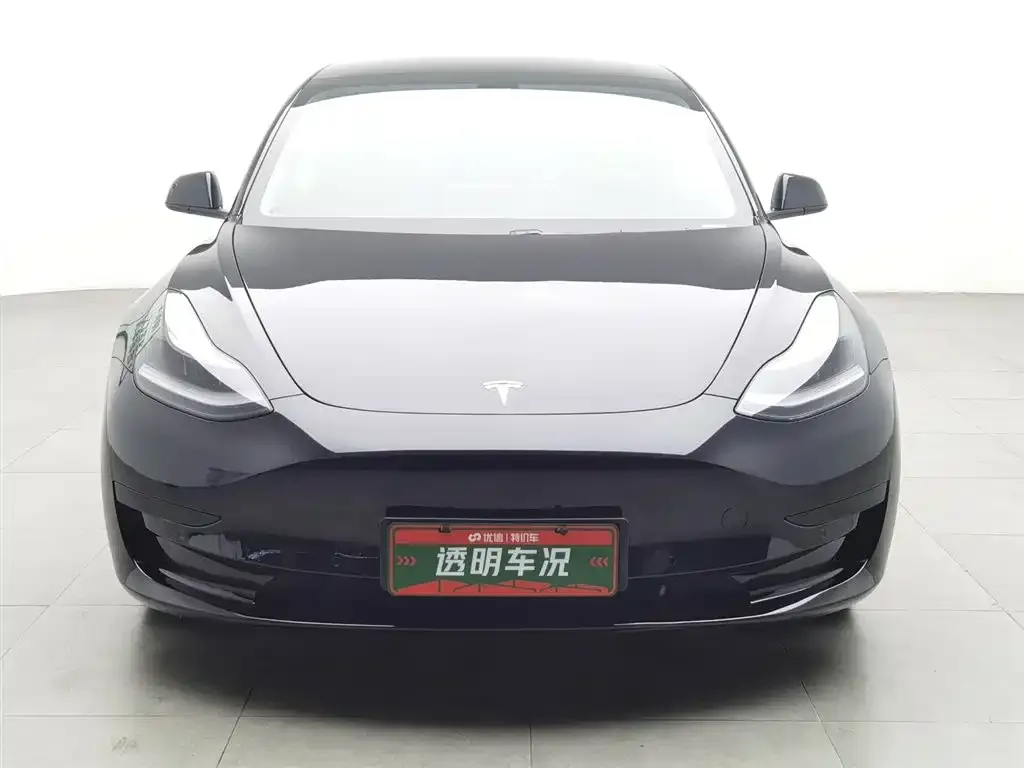 Tesla Model 3 — фото 3