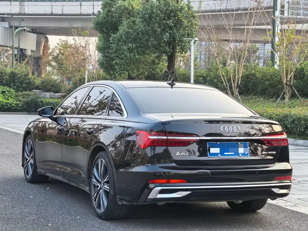 Audi A6L — фото 4