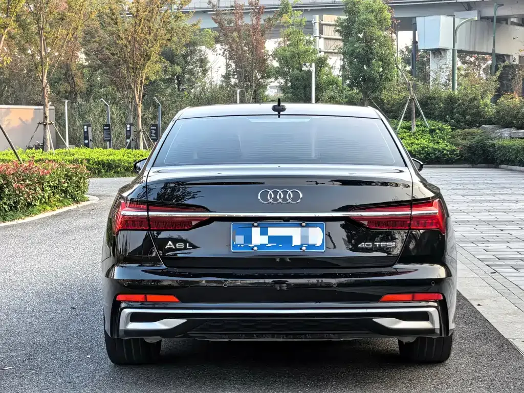 Audi A6L — фото 5