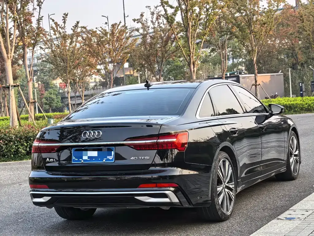 Audi A6L — фото 6