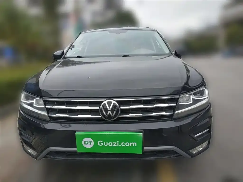 Volkswagen Tiguan L — фото 3