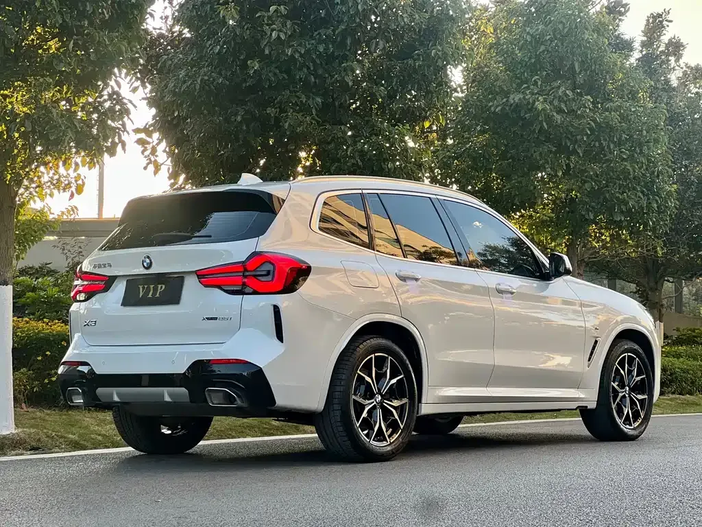 BMW X3 — фото 9