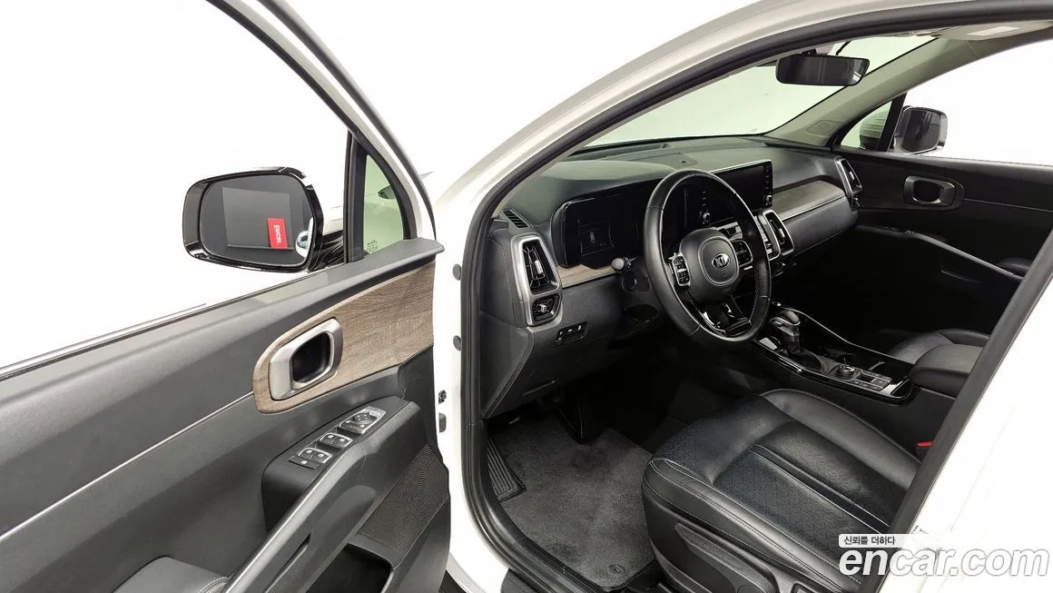 Kia Sorento — фото 10