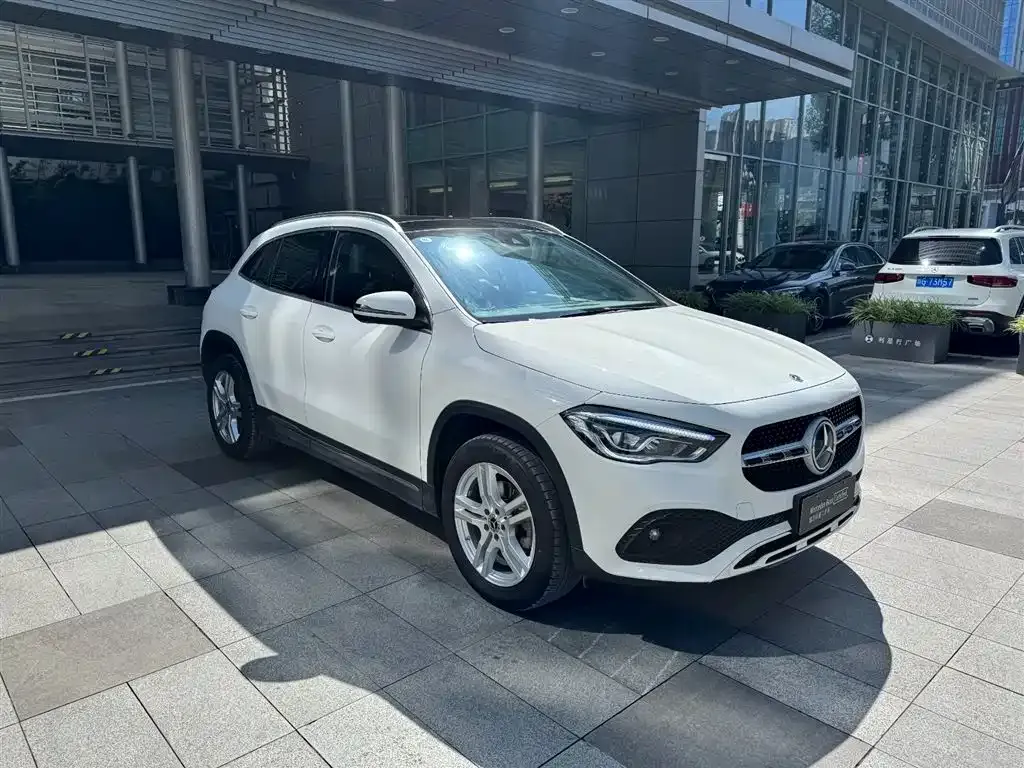 Mercedes-Benz GLA — фото 3