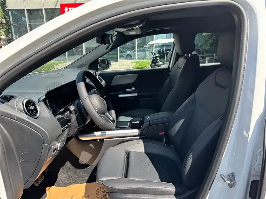 Mercedes-Benz GLA — фото 5