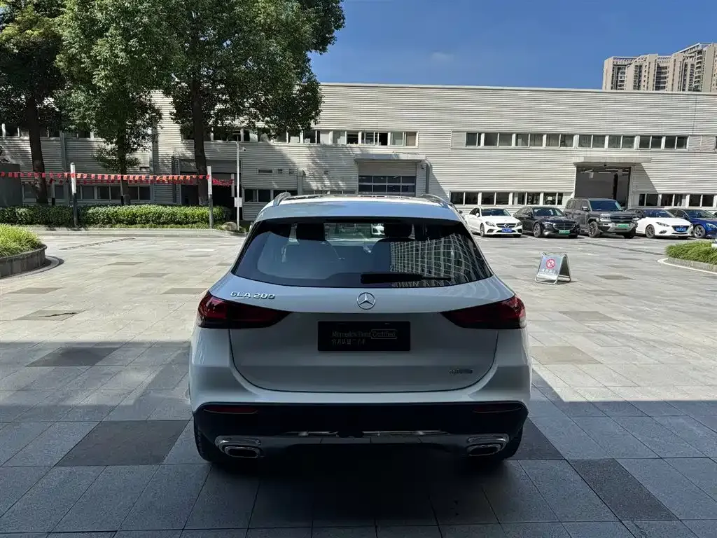 Mercedes-Benz GLA — фото 9
