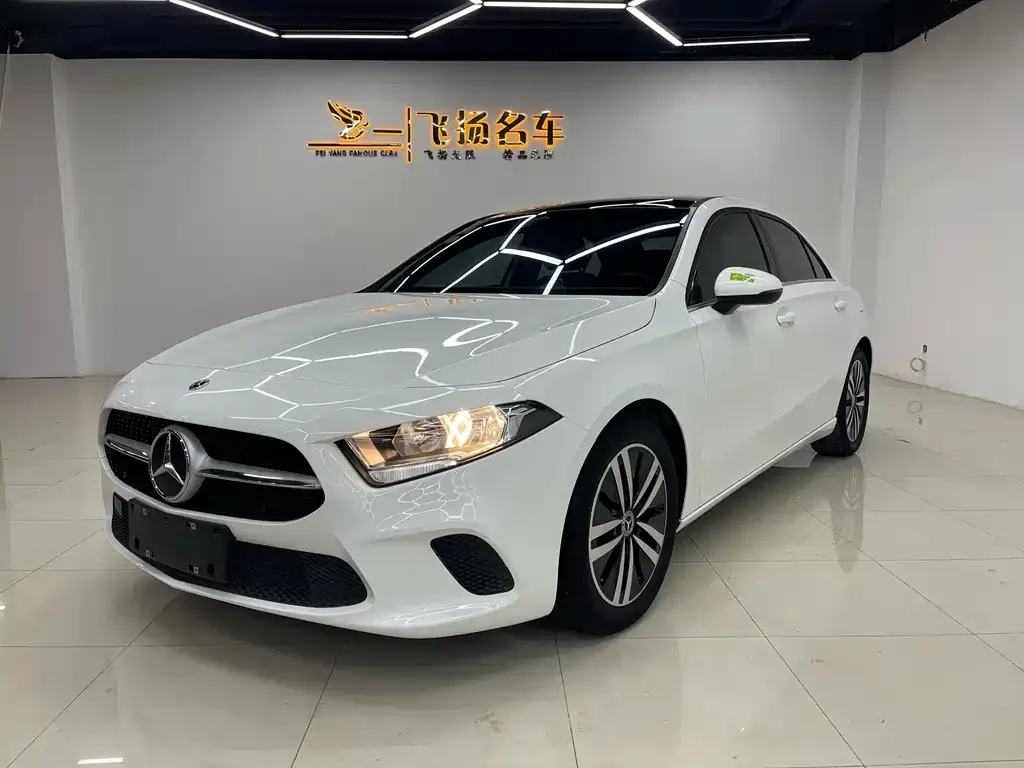 Mercedes-Benz A-Class — фото 1