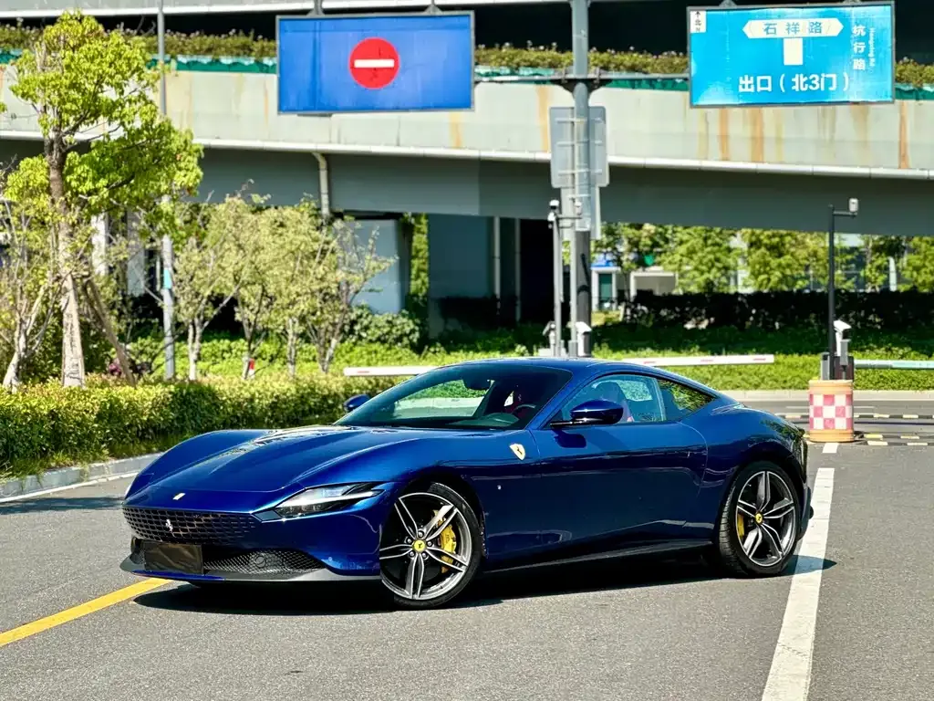 Ferrari Roma — фото 1