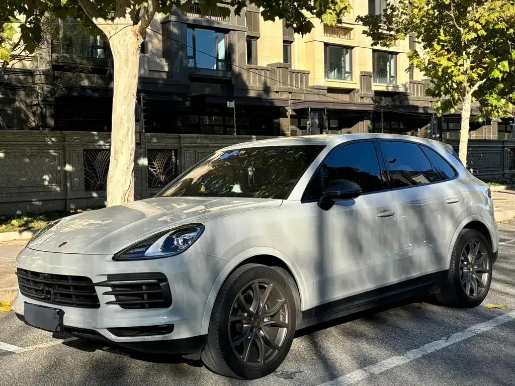 Porsche Cayenne — фото 3