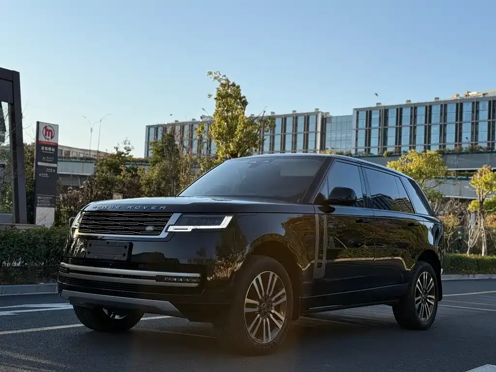 Land Rover Range Rover — фото 1