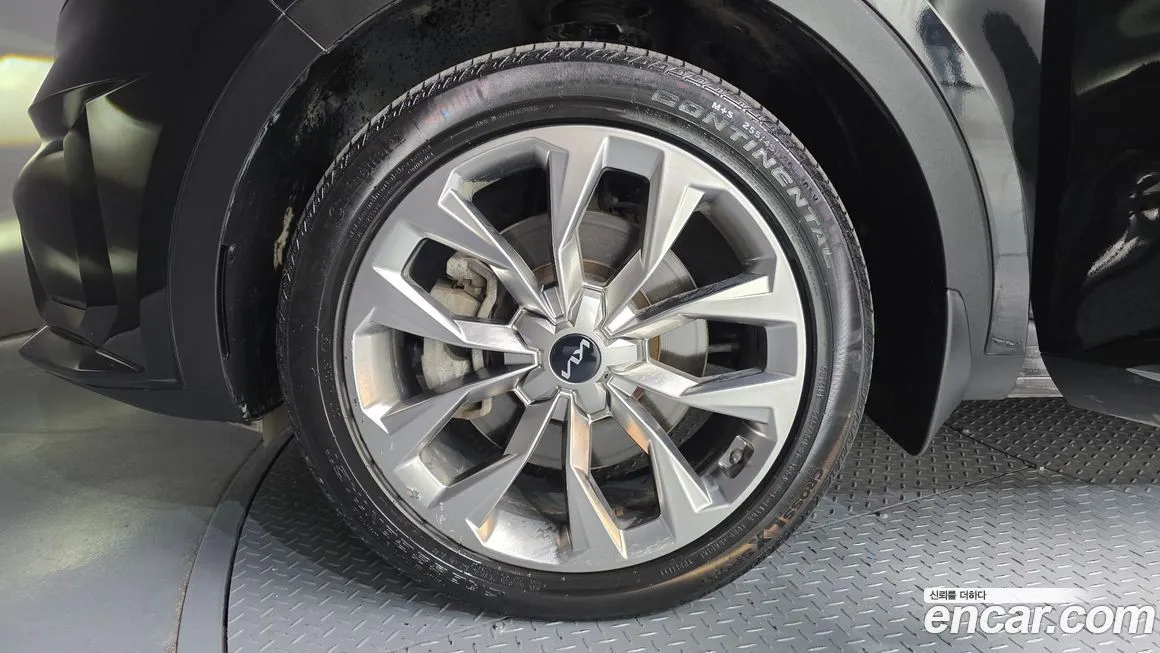 Kia Sorento — фото 5