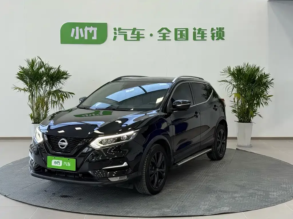 Nissan Qashqai — фото 1