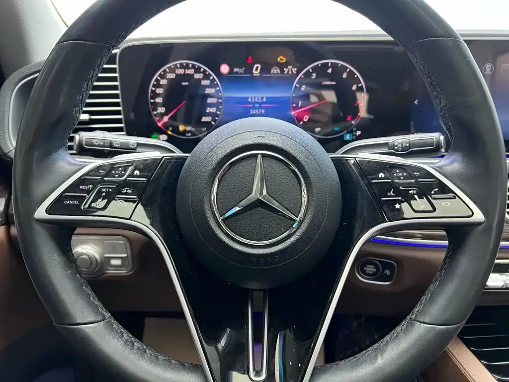 Mercedes-Benz GLE — фото 10