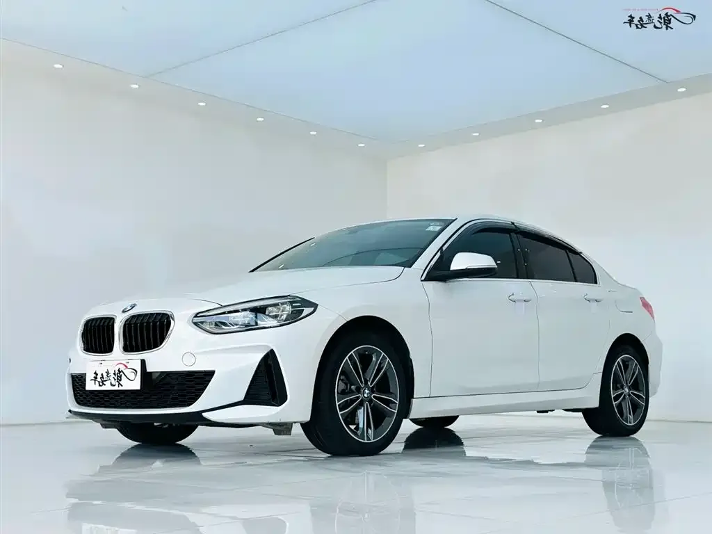 BMW 1 Series — фото 1