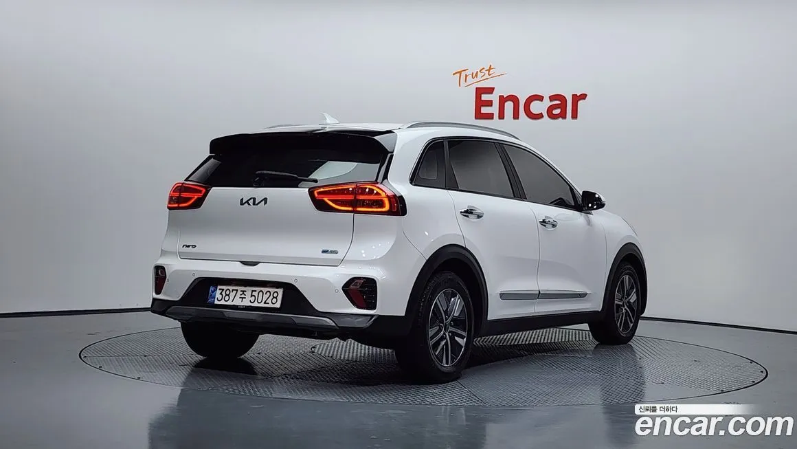 Kia Niro — фото 2