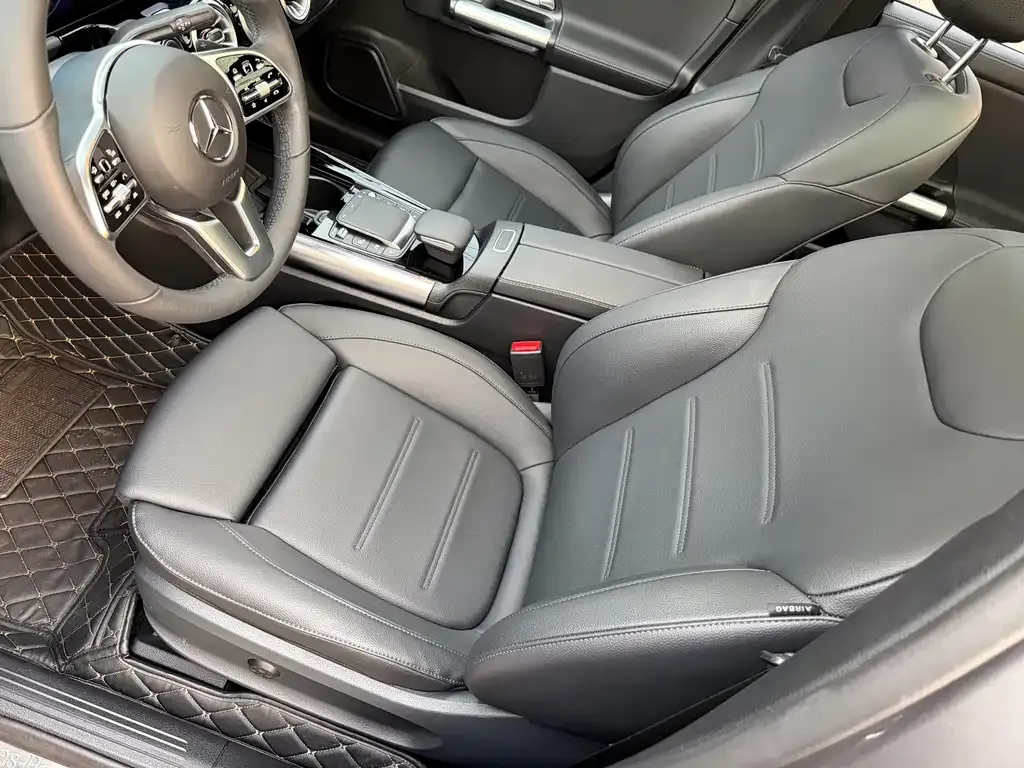 Mercedes-Benz EQA — фото 10