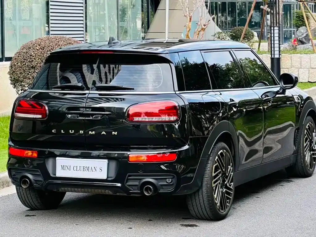 MINI Clubman — фото 6
