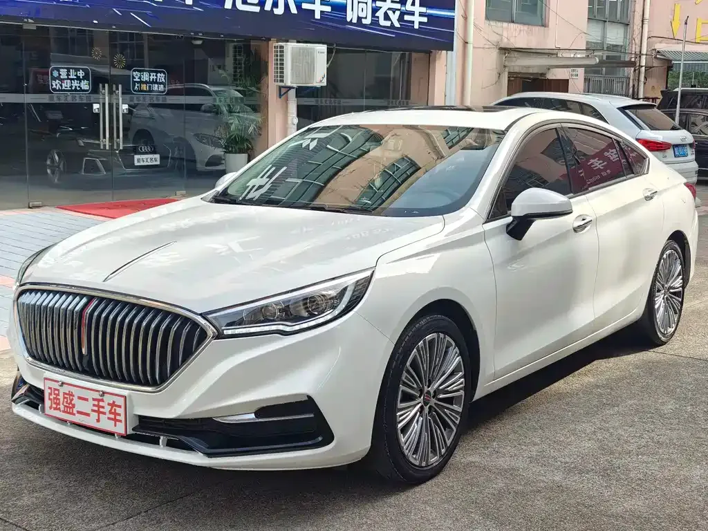 Hongqi H5 — фото 1
