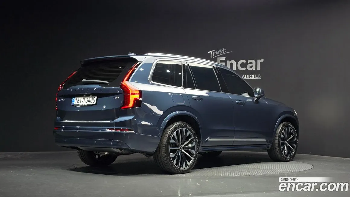 Volvo XC90 — фото 2