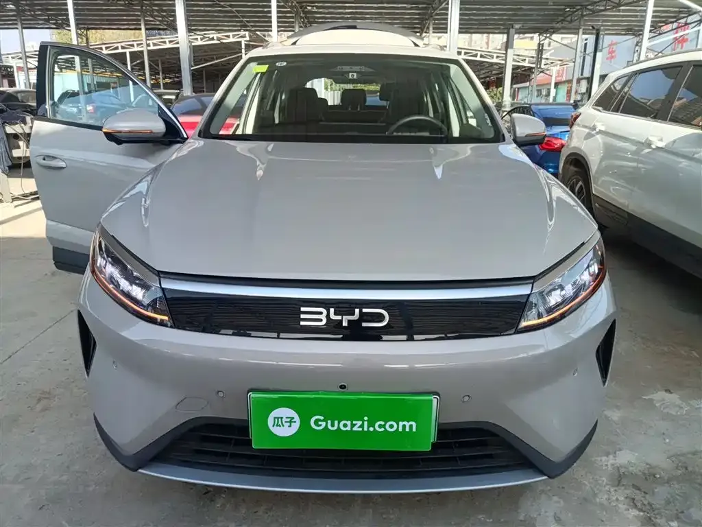 BYD Seal 05 DM-i — фото 3
