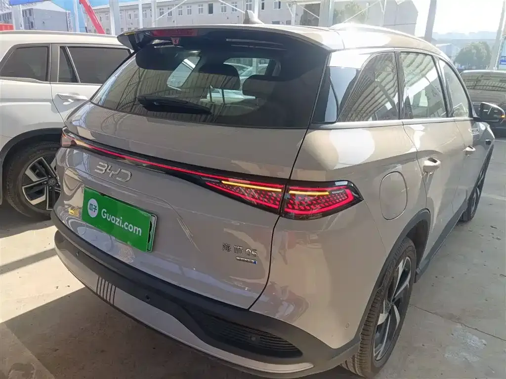 BYD Seal 05 DM-i — фото 7