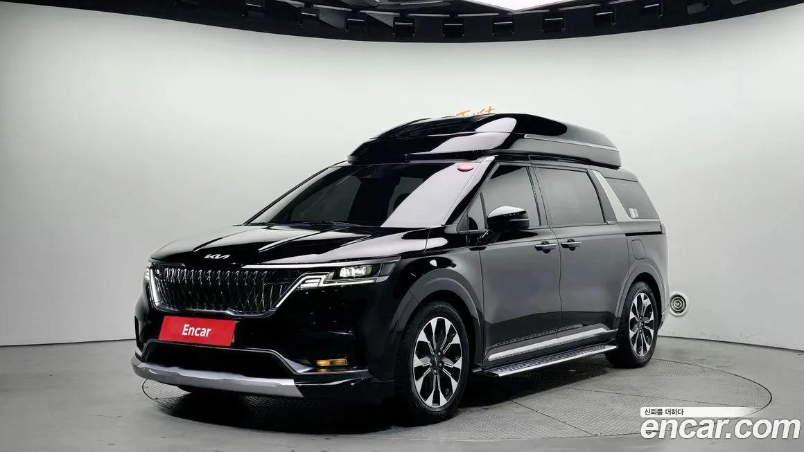 Kia Carnival — фото 1