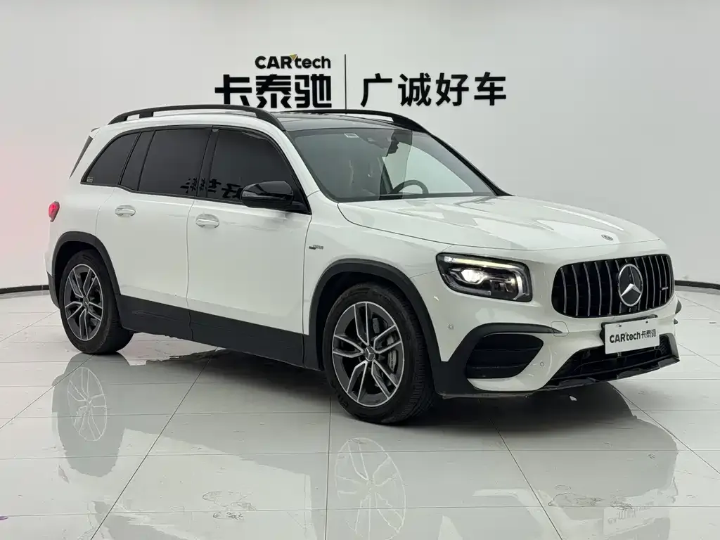 Mercedes-Benz GLB AMG — фото 3