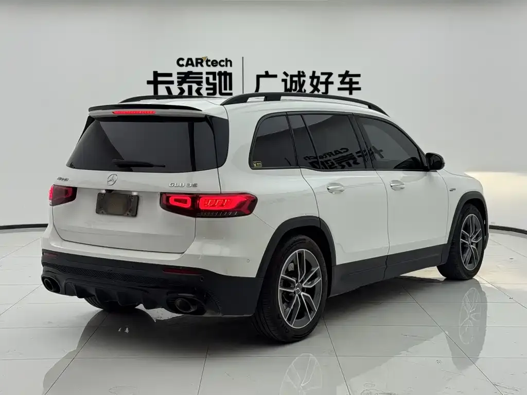 Mercedes-Benz GLB AMG — фото 4
