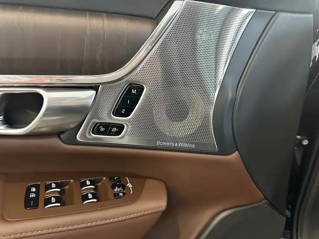 Volvo S90 — фото 10