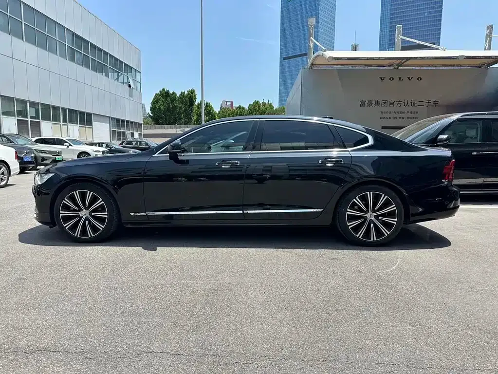 Volvo S90 — фото 4