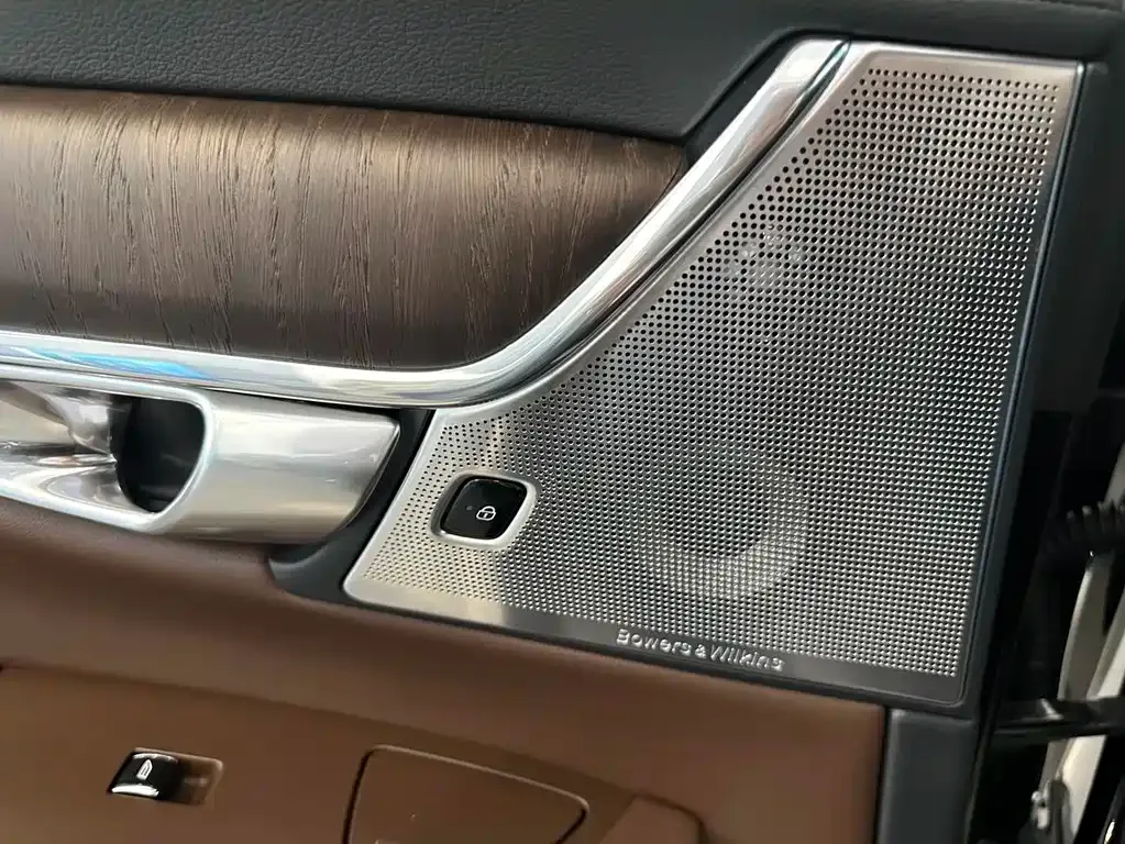 Volvo S90 — фото 9