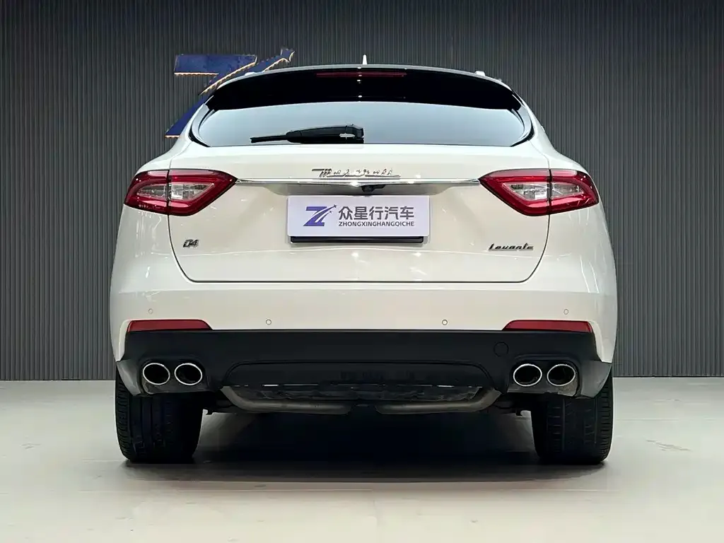 Maserati Levante — фото 3