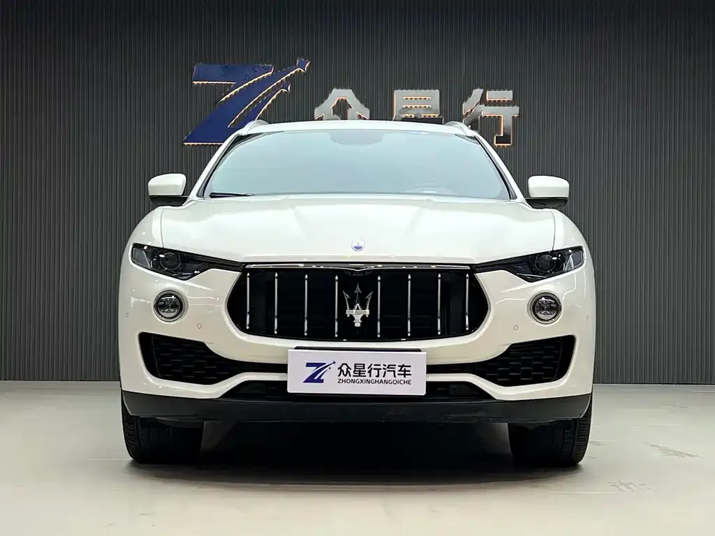 Maserati Levante — фото 4