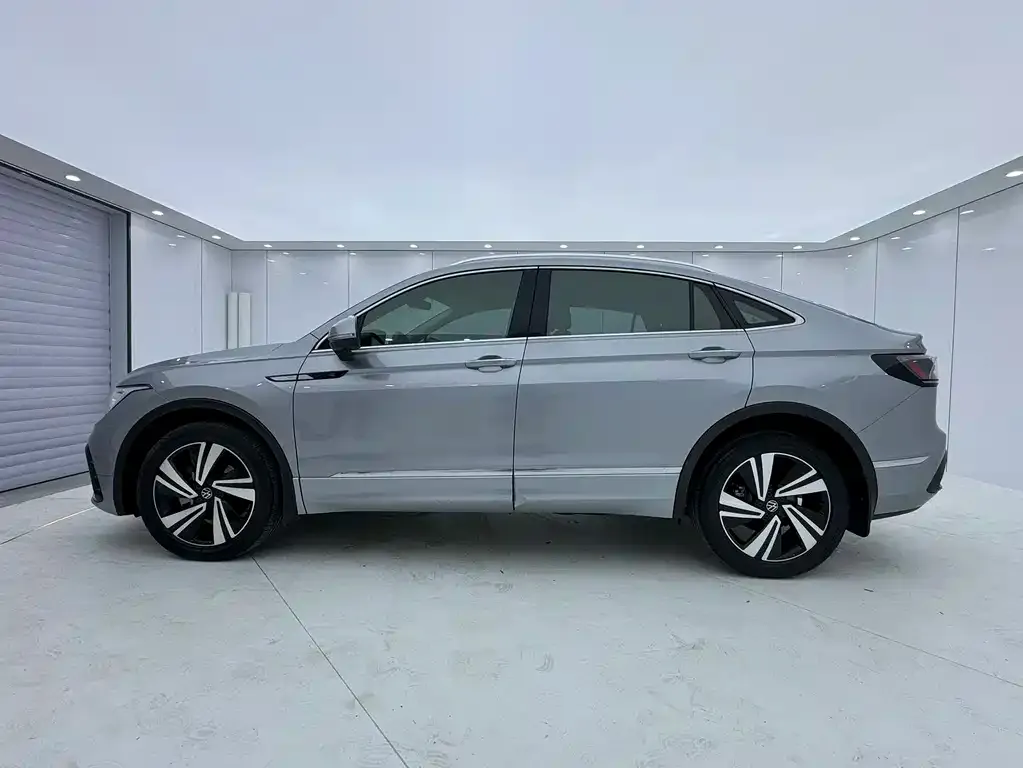 Volkswagen Tiguan X — фото 10