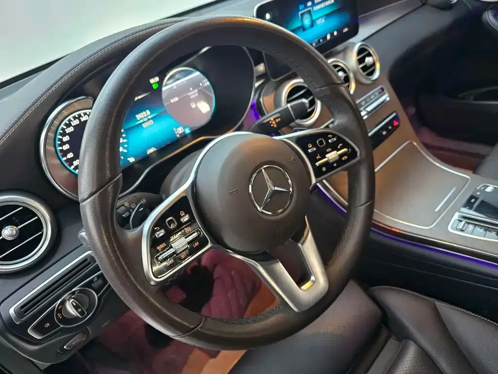 Mercedes-Benz GLC — фото 8