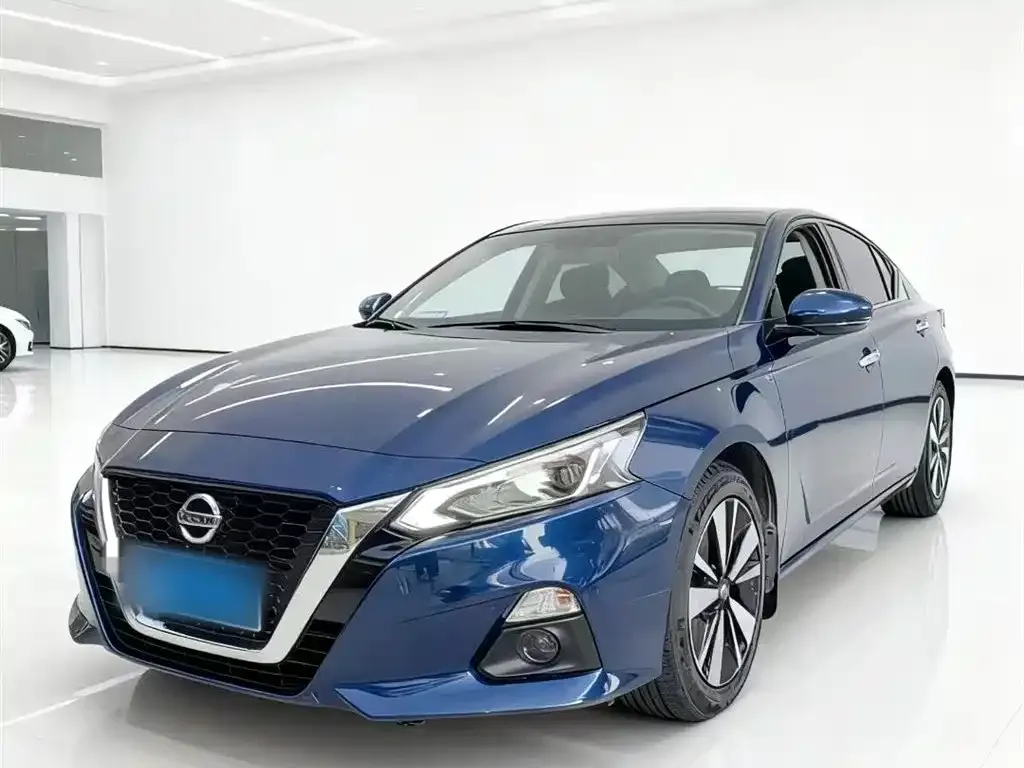 Nissan Teana — фото 2