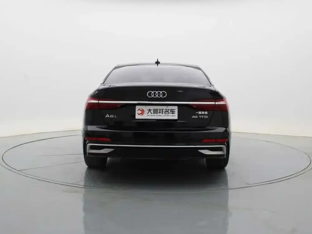 Audi A6L — фото 7