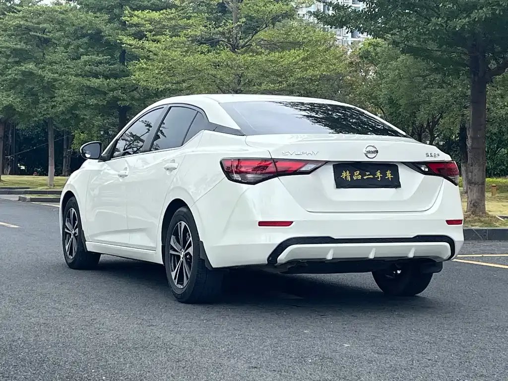 Nissan Sylphy — фото 4