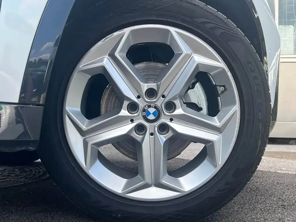 BMW X1 — фото 6