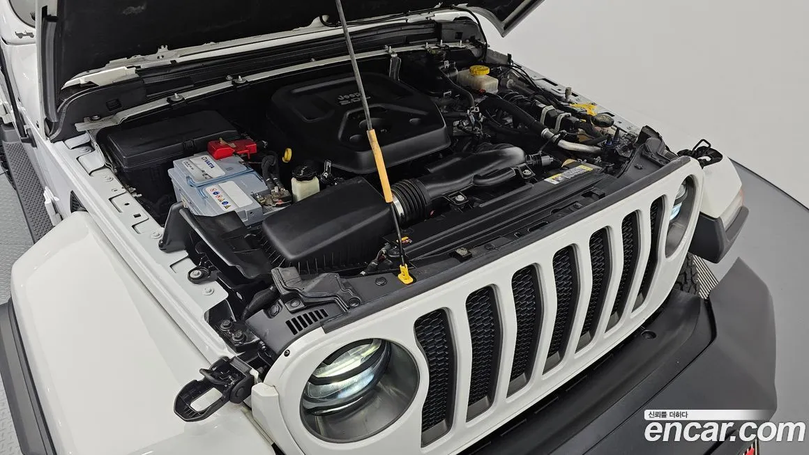 Jeep Wrangler — фото 6