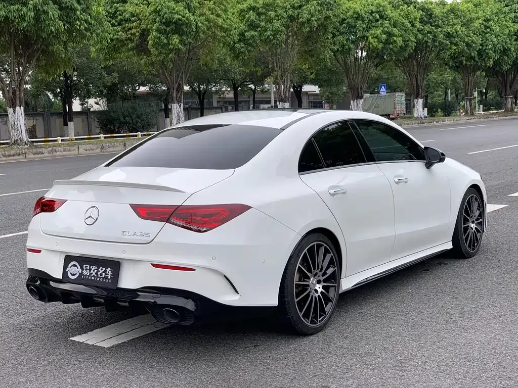 Mercedes-Benz CLA AMG — фото 4