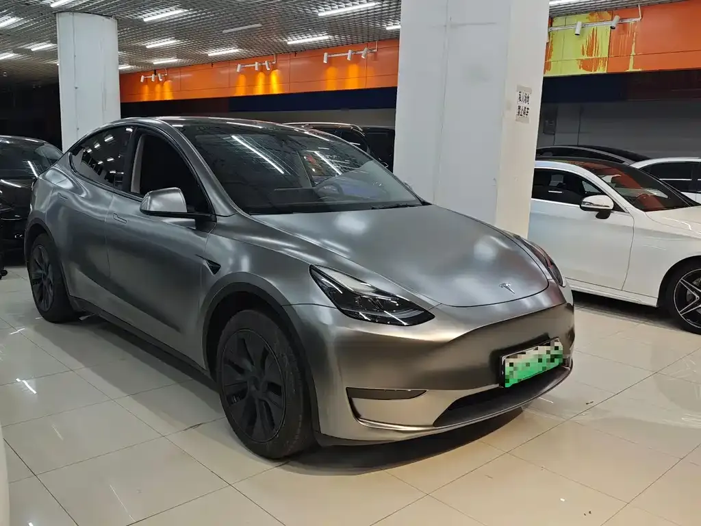 Tesla Model Y — фото 2