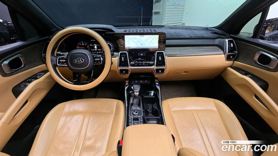 Kia Sorento — фото 7