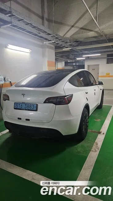 Tesla Model Y — фото 2