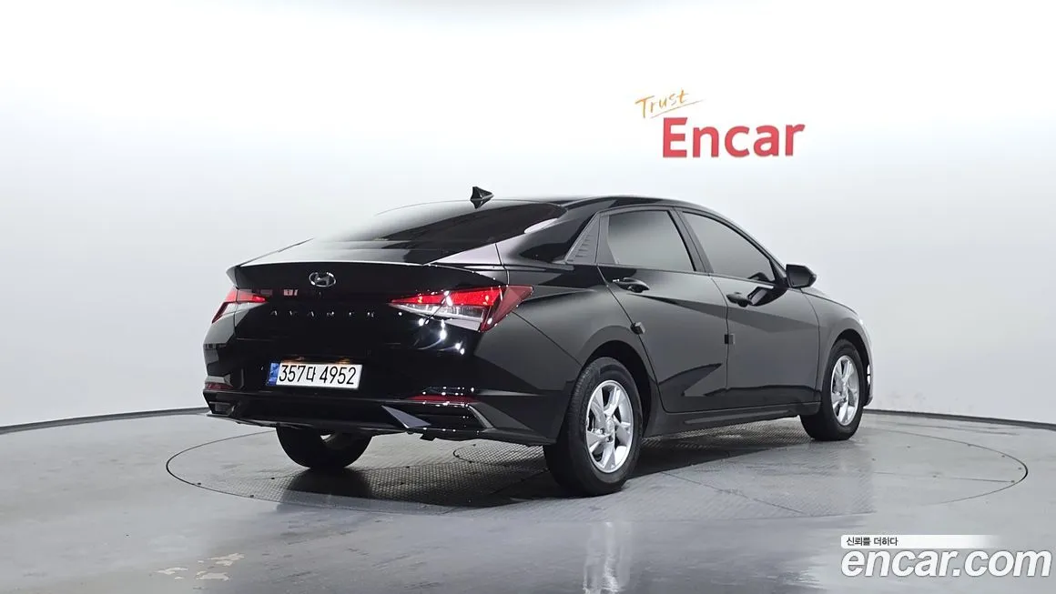 Hyundai AVANTE — фото 2