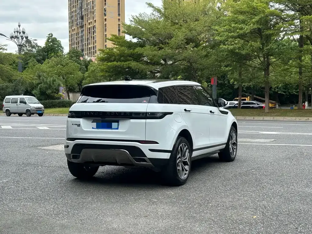 Land Rover Evoque — фото 7