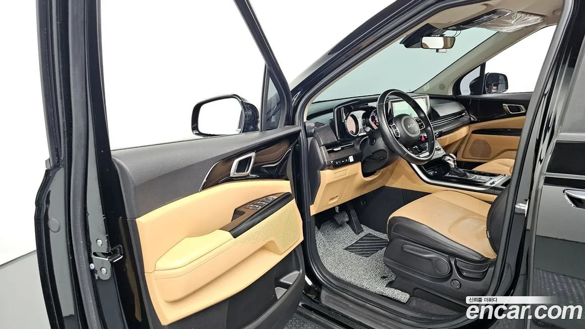 Kia Carnival — фото 10