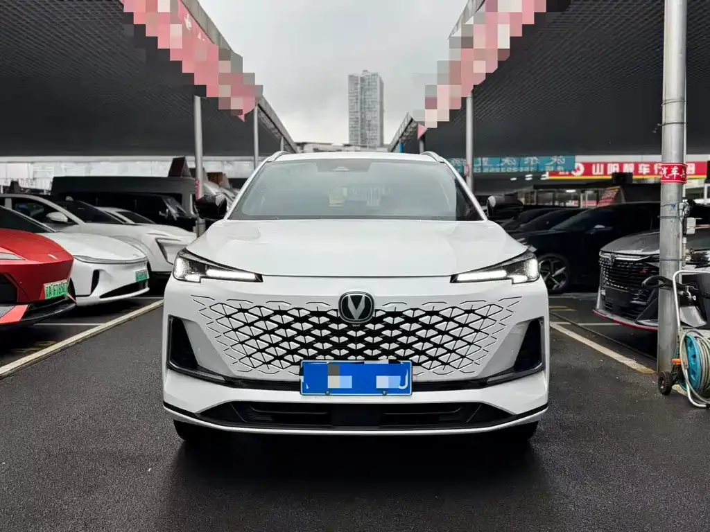 Changan CS55PLUS — фото 2