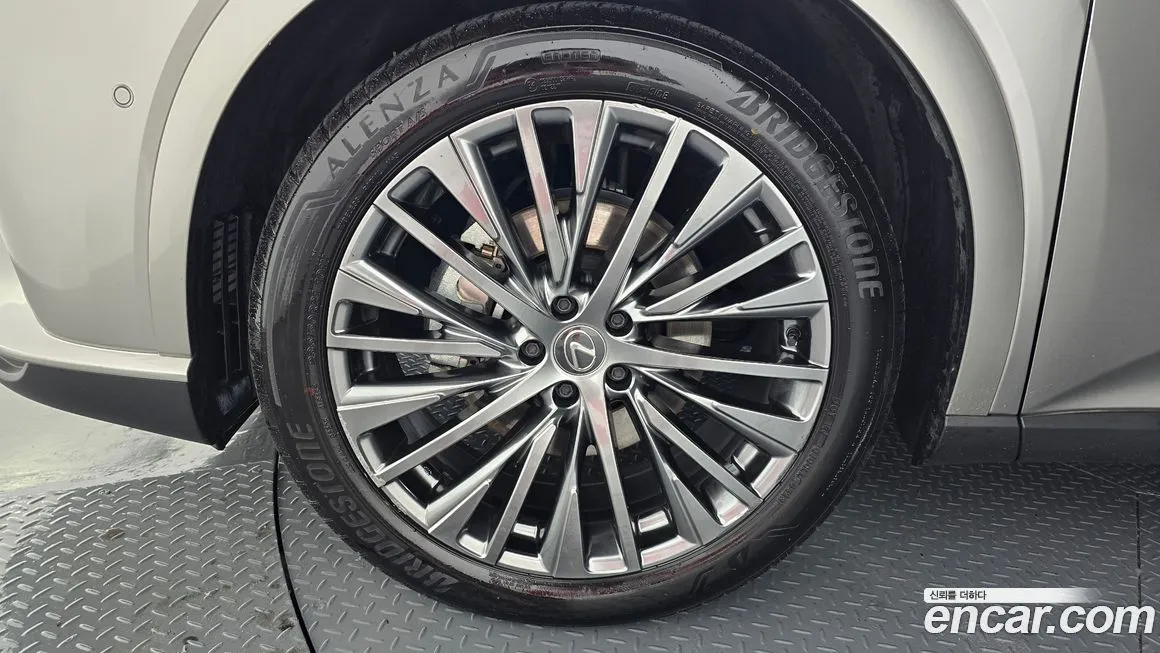 Lexus RX — фото 5