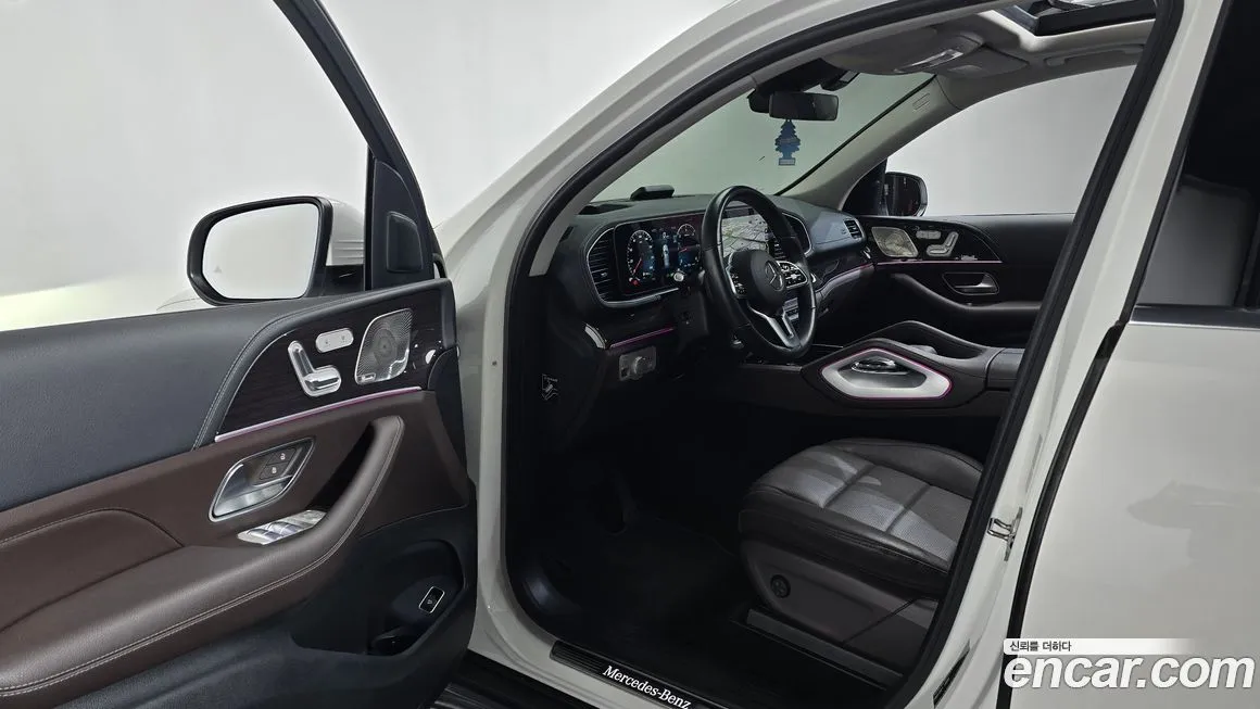 Mercedes-Benz GLE-Class — фото 10